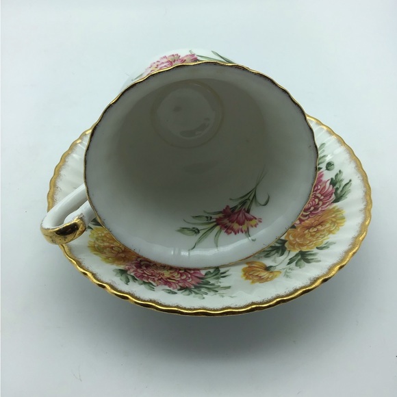 Gorgeous Paragon Tea Cups and Saucers - Picture 3 of 7